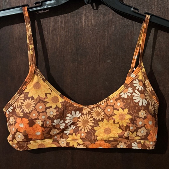 kavala Other - KAVALA Gardenia Calero Top